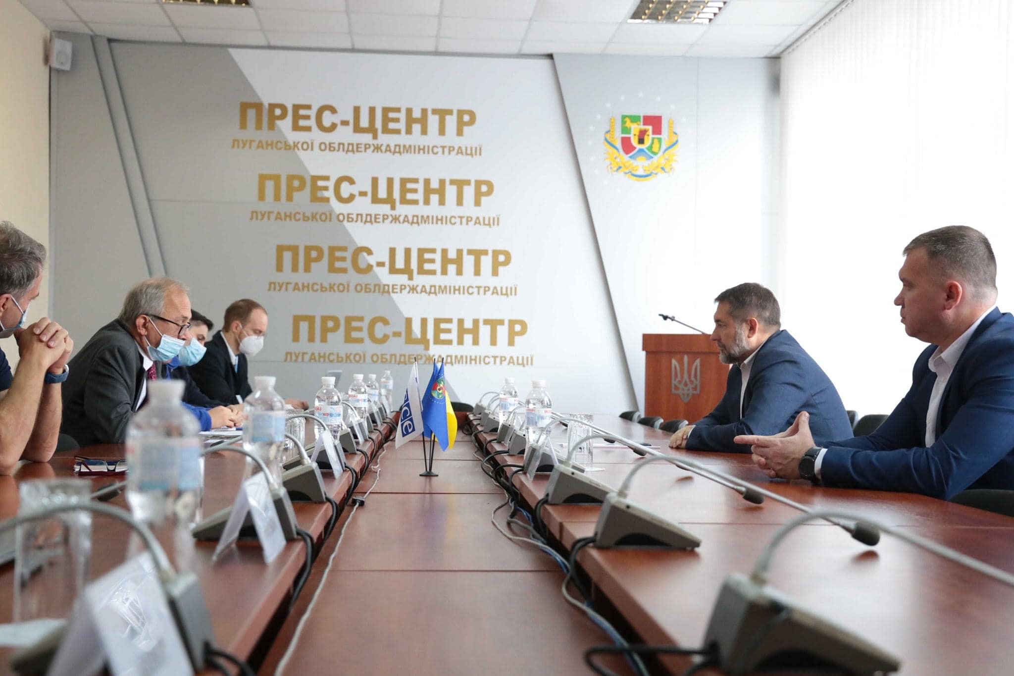 «Моніторинг безпекової ситуації в області – наше головне завдання», - наголосив Посол Яшар Халіт Чевік, Голова СММ ОБСЄ в Україні.