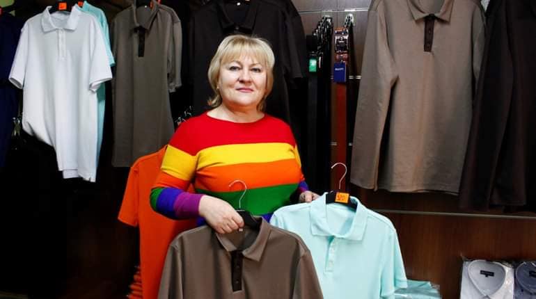 Підприємниця Олена Бур’ян з Попасної налагодила випуск чоловічого одягу бренду «DaviDon»