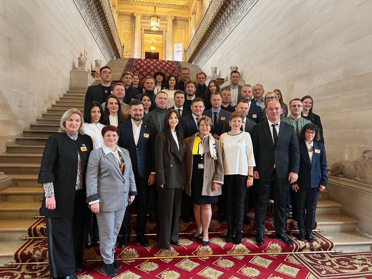 Представники Луганської області у складі української делегації відвідали Сенат Франції 